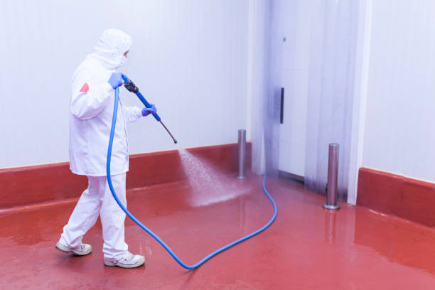 Best Factory Floor Cleaning  in Parkwood, CA